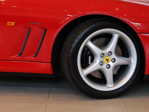 Used 1998 Ferrari 550 Maranello image 3