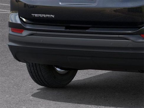 New 2024 GMC Terrain SLE w/ Driver Convenience Package image 14