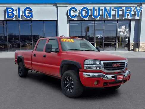 Used 2003 GMC Sierra 2500 SLE w/ Skid Plate Package AWD/4WD image 3