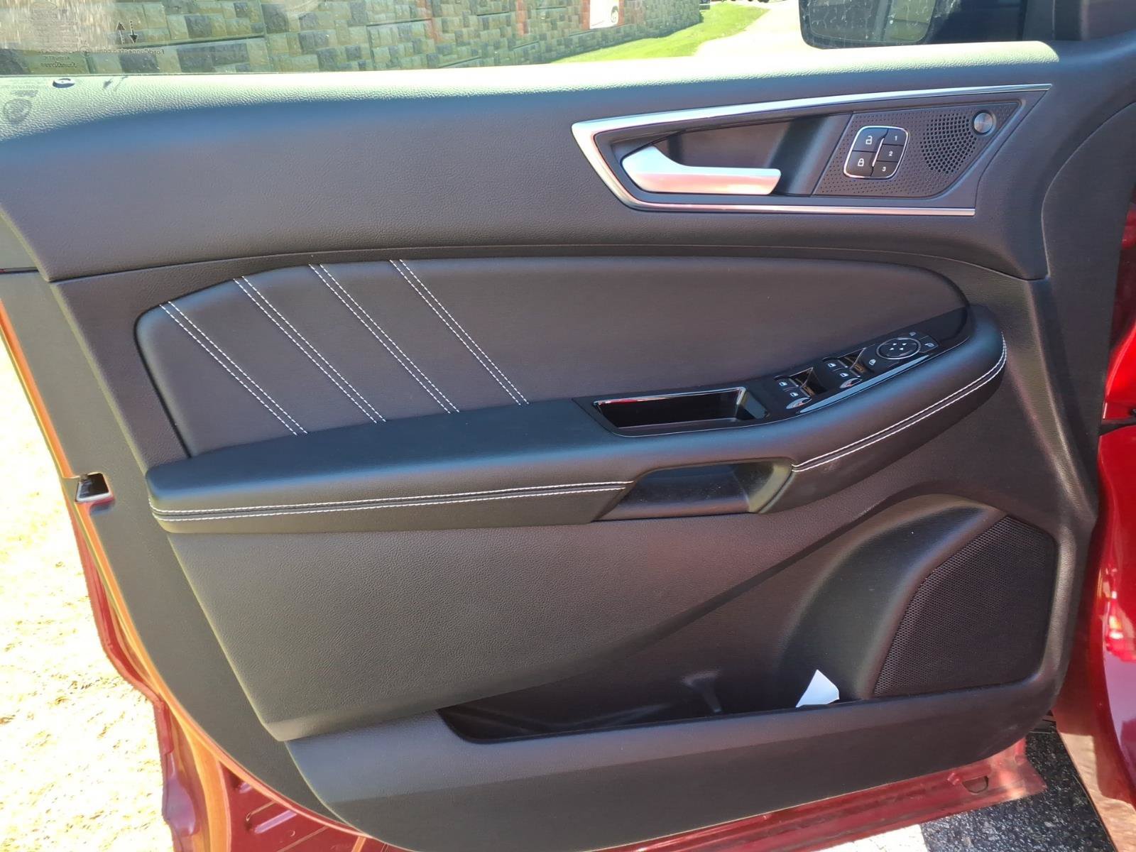 Used 2020 Ford Edge ST w/ Equipment Group 401A AWD/4WD image 14