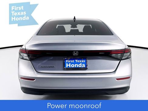 Used 2025 Honda Accord SE image 8