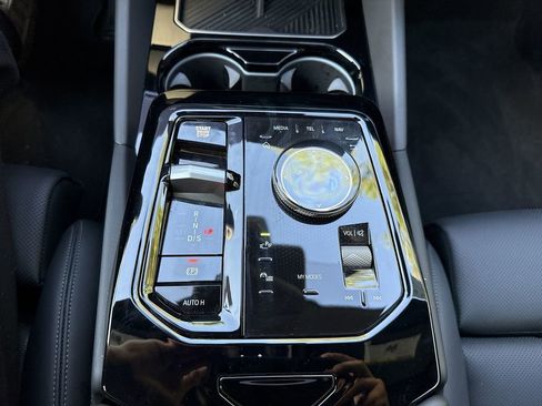 Used 2025 BMW 228i xDrive w/ Premium Package image 21