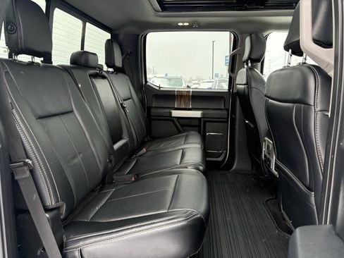 Used 2019 Ford F150 Lariat w/ Equipment Group 502A Luxury image 12