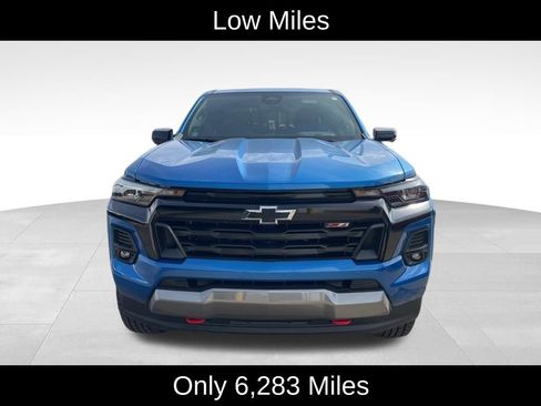 Used 2024 Chevrolet Colorado Z71 w/ Z71 Convenience Package 2 AWD/4WD image 2
