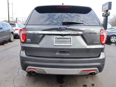 Used 2017 Ford Explorer XLT AWD/4WD image 4