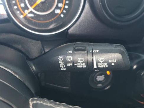 Used 2021 Jeep Wrangler Unlimited Sport image 17