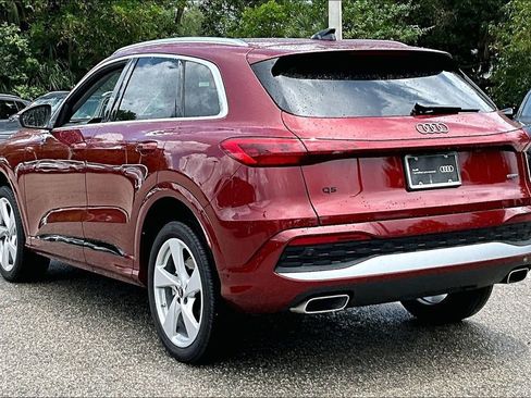 Certified 2025 Audi Q5 Premium Plus w/ Premium Plus AWD/4WD image 7