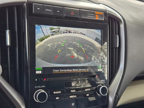 Used 2022 Subaru Ascent Touring AWD/4WD image 16
