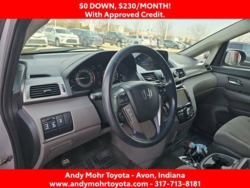 Used 2016 Honda Odyssey SE image 9