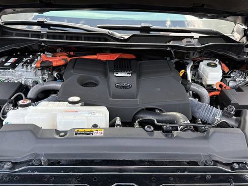 Used 2024 Toyota Tundra TRD Pro AWD/4WD image 32