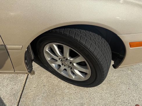 Used 2003 Lexus ES 330 image 25