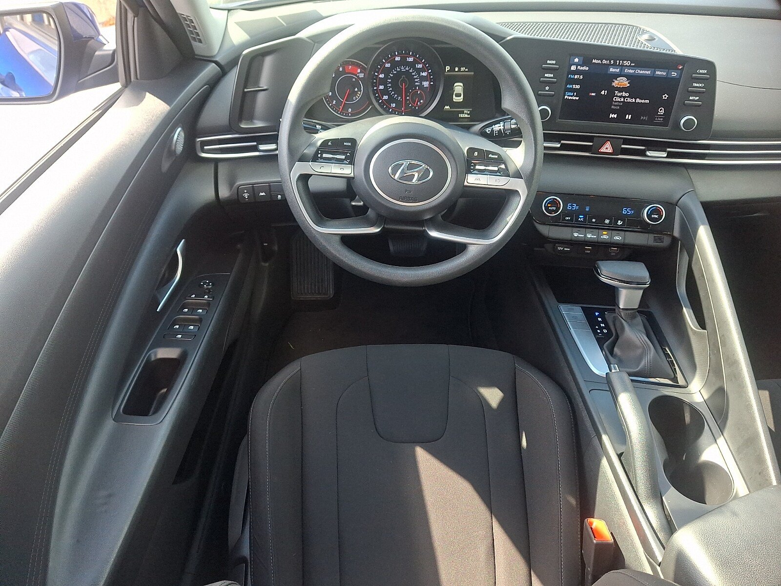 Certified 2023 Hyundai Elantra SEL FWD image 12