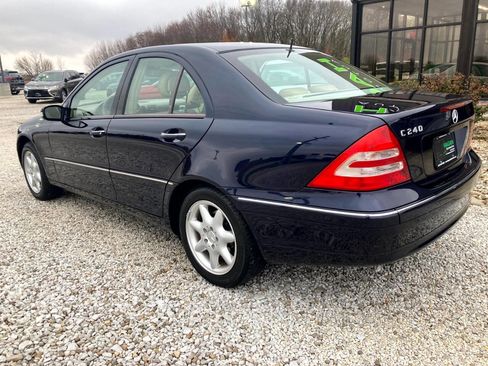 Used 2002 Mercedes-Benz C 240 Sedan image 9