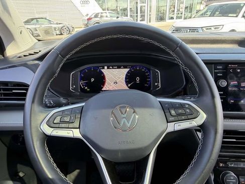 Used 2023 Volkswagen Taos SEL image 29