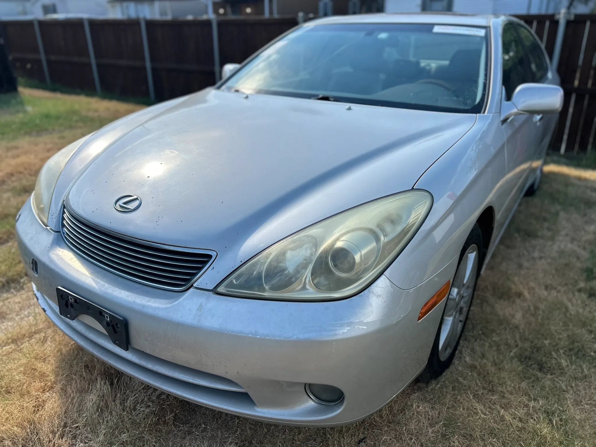 Used 2005 Lexus ES 330 FWD image 2