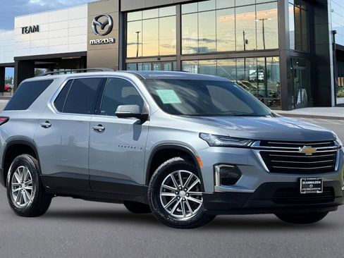 Used 2023 Chevrolet Traverse LT AWD/4WD image 2