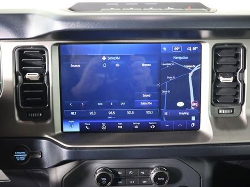 Used 2022 Ford Bronco Outer Banks w/ Sasquatch Package AWD/4WD image 47