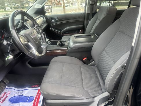 Used 2020 GMC Yukon SLE w/ Convenience Package image 21