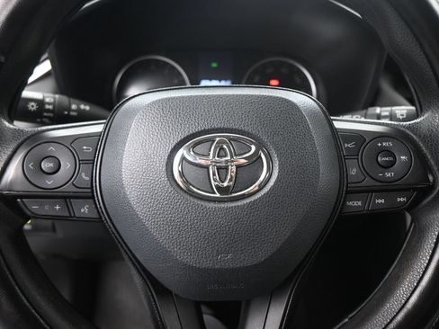 Used 2020 Toyota RAV4 XLE FWD image 10