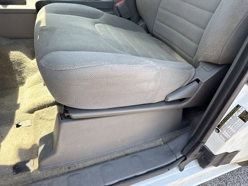 Used 2018 Nissan Frontier S image 29