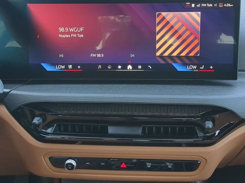 New 2026 BMW 330i Sedan w/ Premium Package image 18