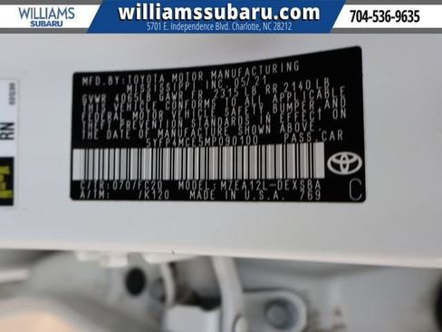 Used 2021 Toyota Corolla SE w/ SE Premium Package FWD image 45