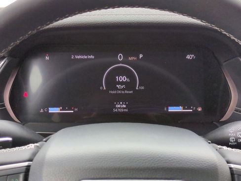 Used 2023 Jeep Grand Cherokee Limited w/ Luxury Tech Group II image 39