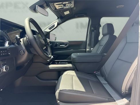 New 2026 GMC Yukon XL Denali AWD/4WD image 9