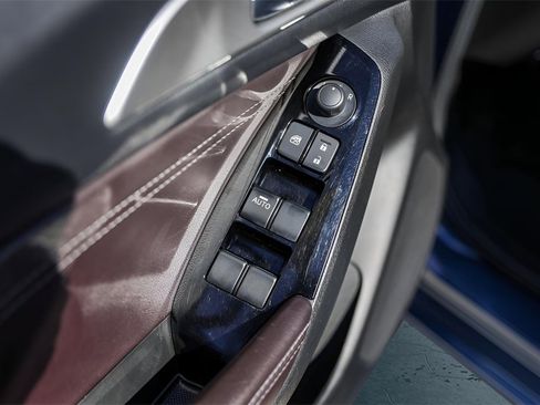 Used 2017 MAZDA MAZDA3 Touring image 25