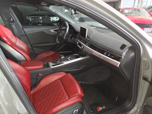 Used 2019 Audi S4 Premium Plus w/ Premium Plus Package AWD/4WD image 28