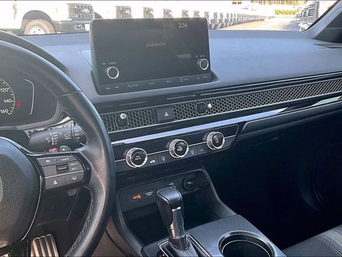 Used 2022 Honda Civic Sport image 6