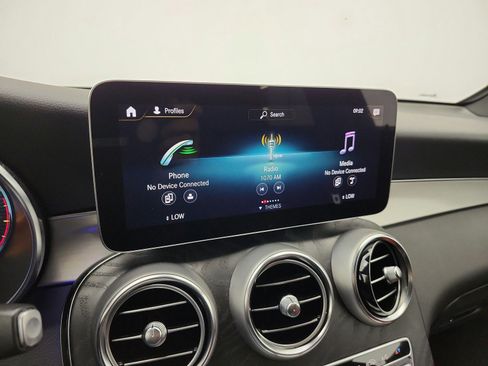 Used 2022 Mercedes-Benz GLC 300 image 9