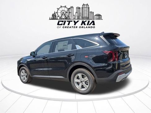 New 2026 Kia Sorento LX FWD image 5