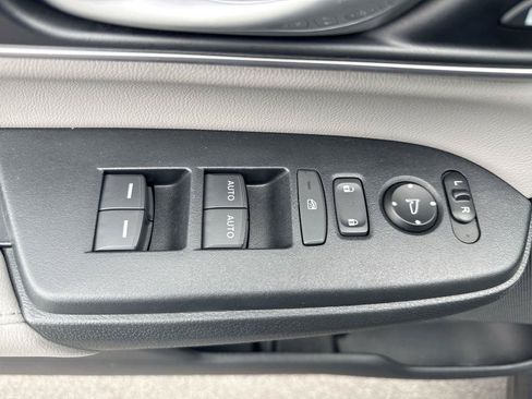 Used 2019 Honda CR-V EX-L image 12