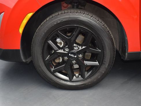 Used 2023 Kia Soul S image 8