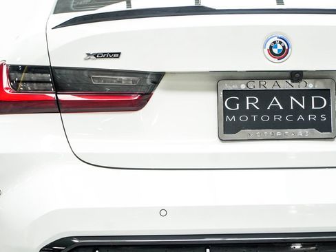 Used 2023 BMW M3 Competition w/ Executive Package AWD/4WD image 19