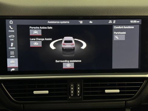 Used 2020 Porsche Cayenne E-Hybrid w/ Premium Package image 29