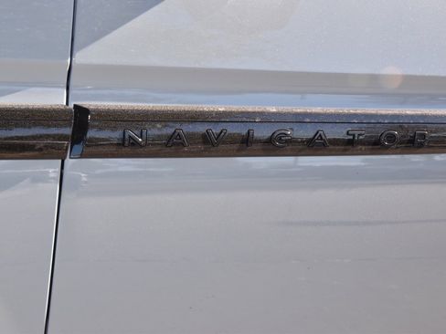 New 2025 Lincoln Navigator Reserve w/ Jet Appearance Package image 47