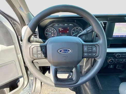 New 2025 Ford F250 XL w/ XL Chrome Package AWD/4WD image 13