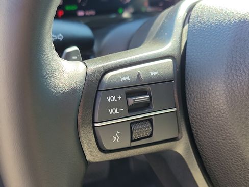 Used 2024 Honda Accord EX-L image 25
