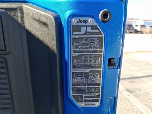 Used 2021 Jeep Wrangler Unlimited Rubicon image 30