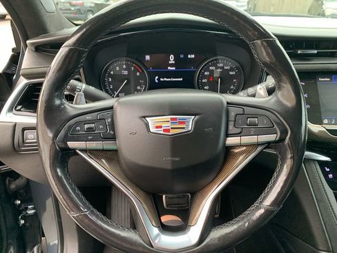 Used 2020 Cadillac XT6 Premium Luxury w/ Platinum Package image 21