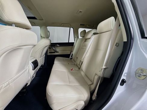Used 2023 Lexus GX 460 Premium w/ Premium Plus Package AWD/4WD image 23