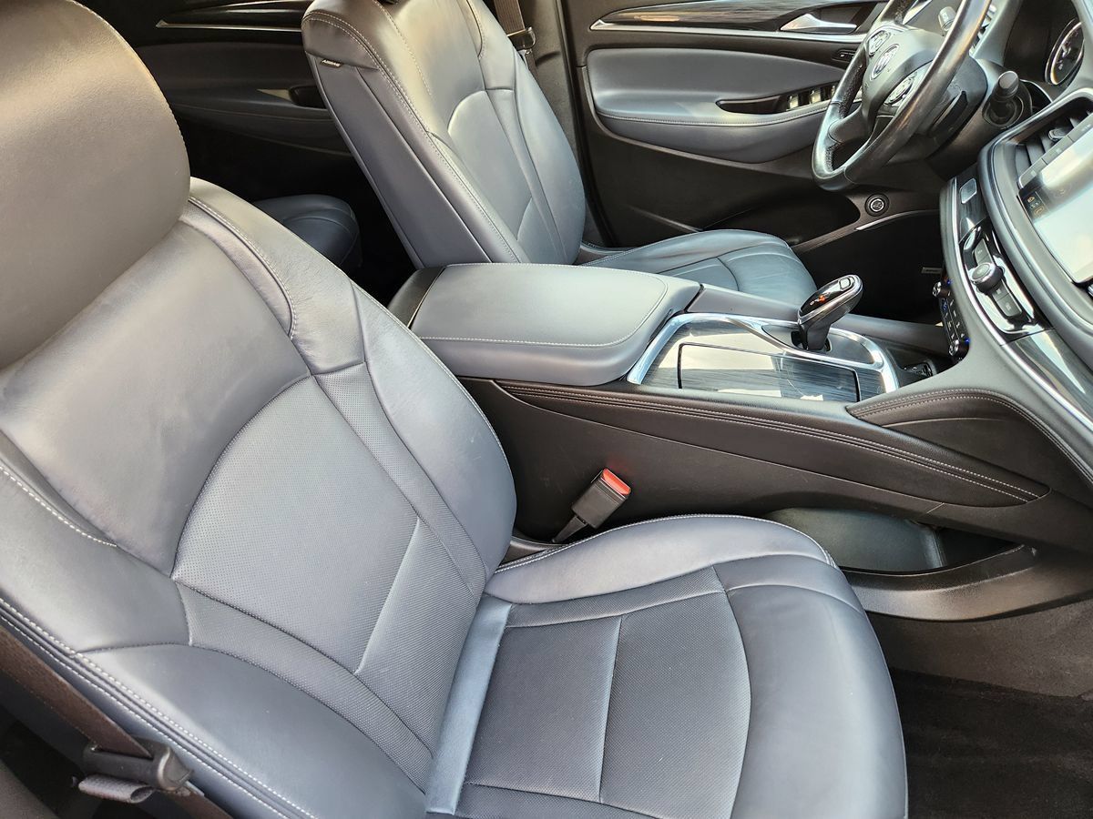 Used 2020 Buick Enclave Premium w/ Trailering Package, 5000 lbs. AWD/4WD image 31
