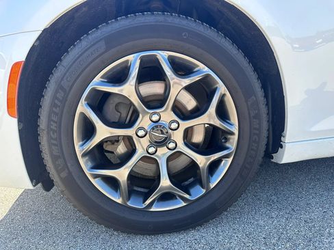 Used 2017 Chrysler 300 S AWD/4WD image 16