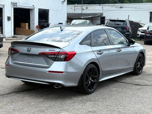 Used 2023 Honda Civic Sport image 5