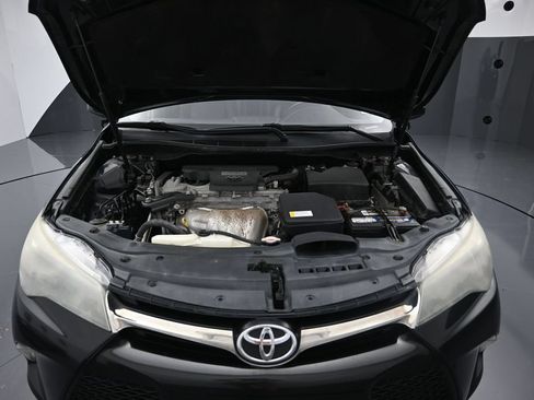 Used 2016 Toyota Camry SE FWD image 27