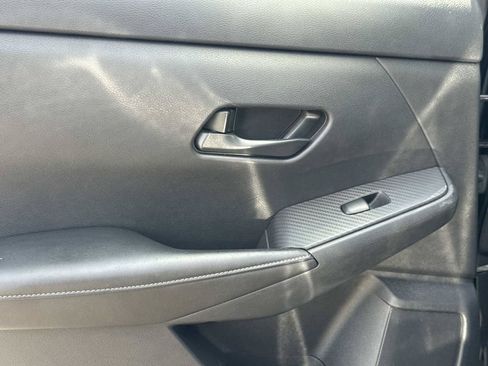 Certified 2024 Nissan Sentra S FWD image 12