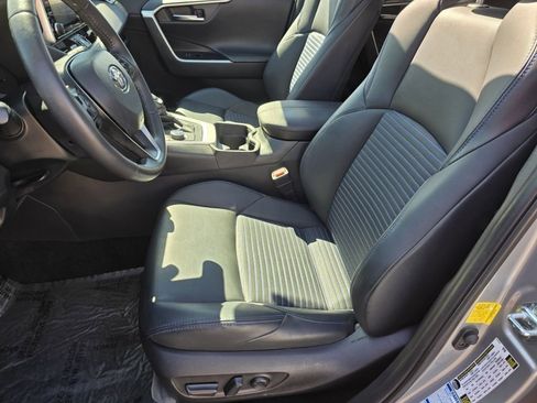 Used 2021 Toyota RAV4 XSE AWD/4WD image 33