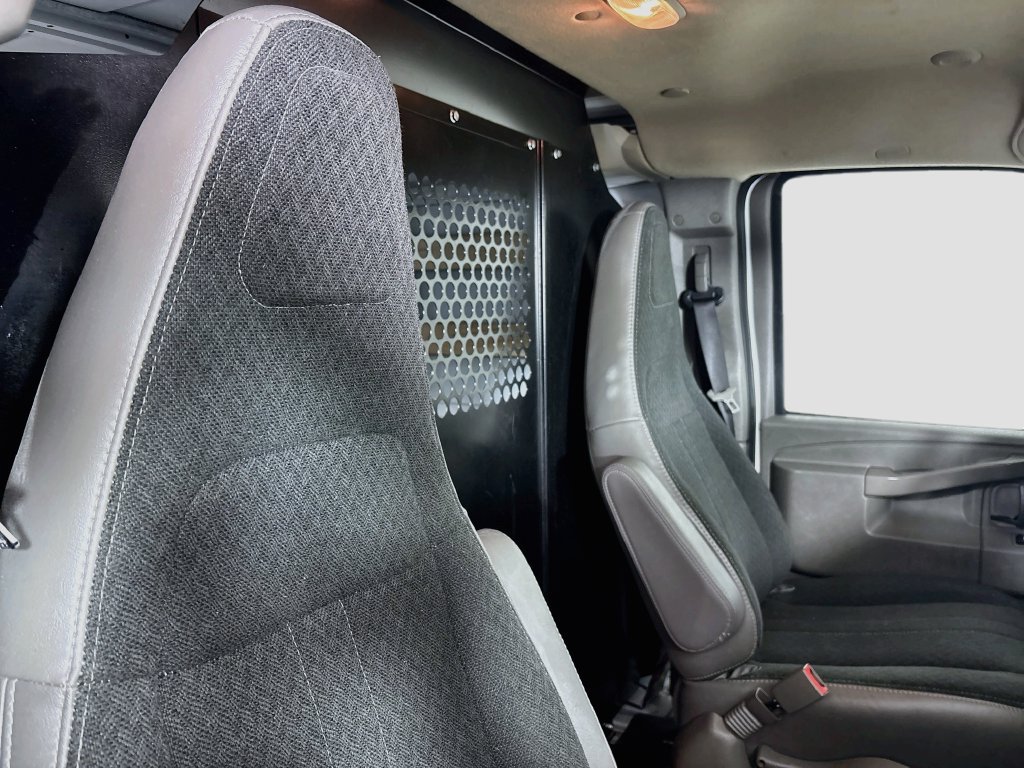 Used 2025 GMC Savana 2500 w/ Driver Convenience Package RWD image 26